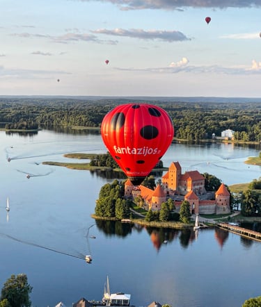 skrydis oro balionu trakuose