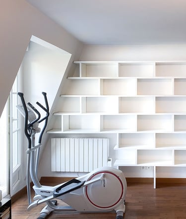 Bibliothèque sur mesure Shelfi – Rueil-Malmaison – combles aménagés – style lumineux