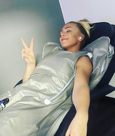Infrared BodyWrap body wrap Frida Paulsen Stern IFBB Pro