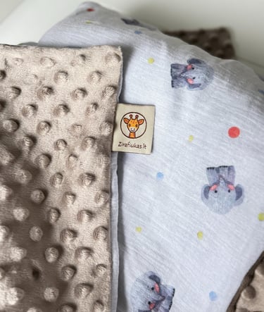 rudas su drambliukais pledukas