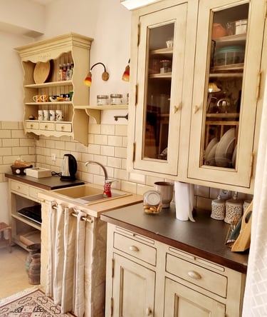 a kitchen with a sink and a sink