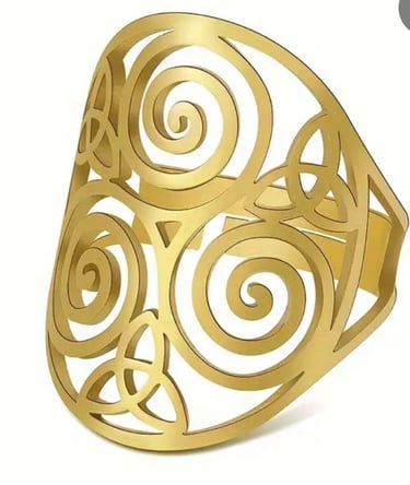 Bague ajustable en acier inoxydable avec nœud celtique et triskell