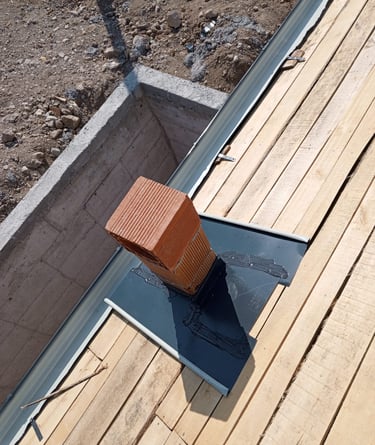 Karşıyaka çatı tamiri Karşıyaka çatı ustası Karşıyaka çatı onarımı Karşıyaka çatı izolasyon