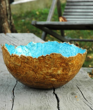 Grande coupe XXL à bords asymétriques en papier mâché recyclé bleu et bronze, résistante à l'eau 