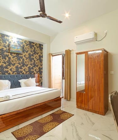 hotel rudra room photo