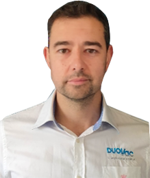 Mickael Landeau, distributeur de la marque duovac aspirateur centralisé