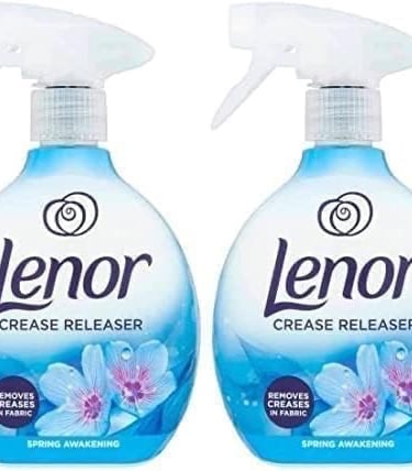 a pair of lemonader spray bottles of lenor