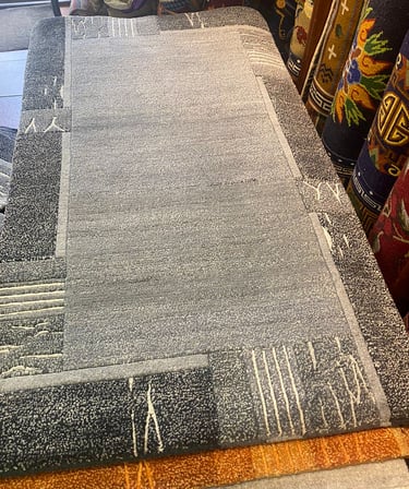 High quality Handmade Carpets: 60-Knot Wool from Nepal