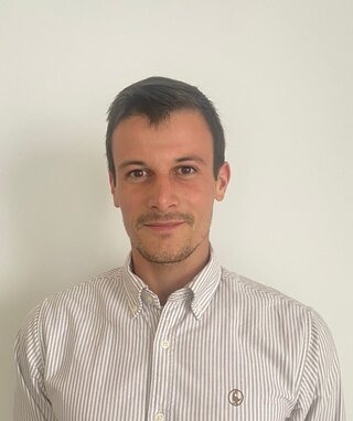 Vendeur équipements marin