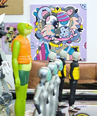 Studio-Gallery Bilbao Guggenheim Museum Estudio Galeria Art Toy Gama