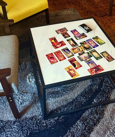 Los Angeles Tarot Readings room with chairs and tarot cards table