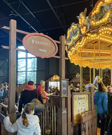 toverland 2026 karussell ingang bord