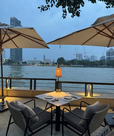 รีวิว Chao Phraya Terrace at Four Seasons Hotel Bangkok review