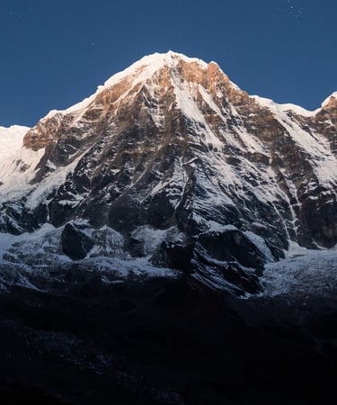 Picture of Annapurna South Peak on the trail of Annapurna Base Camp Trek.