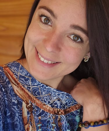 Therapeute Valenciennes Manon Perret EMDR Hypnose PNL Soins Energetiques Aromatherapie Gerer emotion