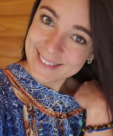 Therapeute Valenciennes Manon Perret EMDR Hypnose PNL Soins Energetiques Aromatherapie Gerer emotion