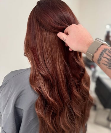 Hair lab UK training for FEMAILE HAIR EXTENSIONS
