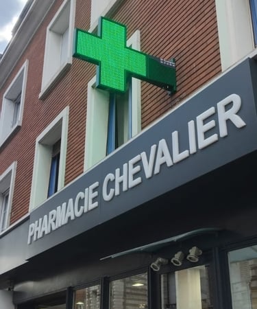 Enseigne signalétique d'une pharmacie fait par MB2S