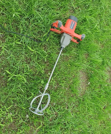 Malaxeur béton, colle, ciment à louer PAU