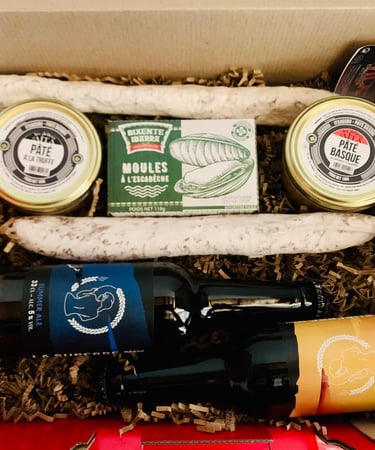 coffret charcuterie, vin et conserves