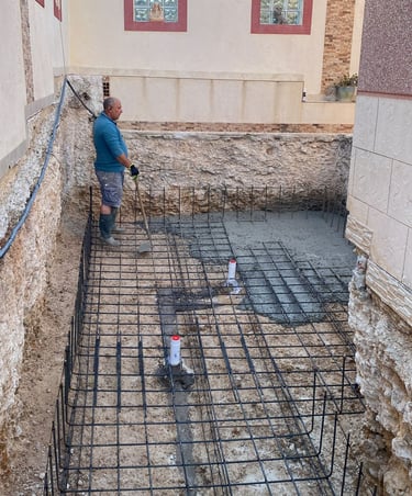 Pool builder La Marina with heating and saltwater system Costa Blanca