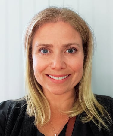 Image of energy healing practitioner