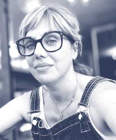 A portrait of Leslie Clerc, ceramist at Atelier Polux in Sète, Occitanie, France