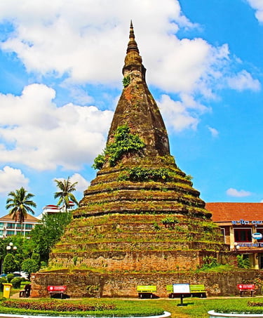 That Dam Stupa