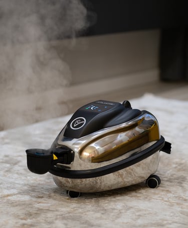 Potężna domowa myjka parowa EV Atlantis o ciśnieniu 7 barów do głębokiego czyszczenia bez detergentów.