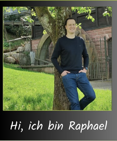 Porträt vom ADHS-Coach – „Hi, ich bin Raphael“ steht unter dem Bild