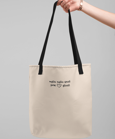 Dovana su spauda – individualūs marškinėliai įpakuoti kaip kalėdinė staigmena