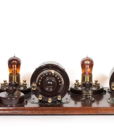 Mode-10-4340-Radiodyne-Front