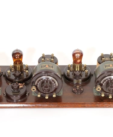 Model-10-4340-Radiodyne-Top