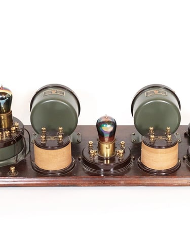 Model-10-4340-Radiodyne-Rear