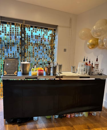 Mobile Martini Bar; Martini Bar; Mobile bar; Small Bar 