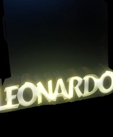 LIGHTBOX - NOMI LUMINOSI