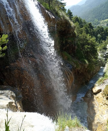 Cascades au canyon de la Blache, Serre-Ponçon, Savines, Embrun, Chorges