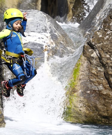 randonnée aquatique du couleau, canyoning enfants 6 ans, familles, serrre-ponçon