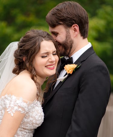 fun wedding photographer Katy Rox image of couple in Dallas Zoo