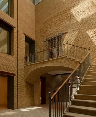 Centro de Arte Hortensia Herrero: patio interior del edificio en Valencia tras la reforma integral