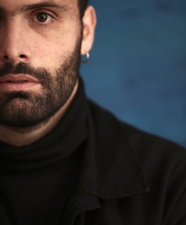 Juan Ignacio Tula à RFI podcast, presse, Instante, Lontano, artiste de cirque, danseur acrobate,