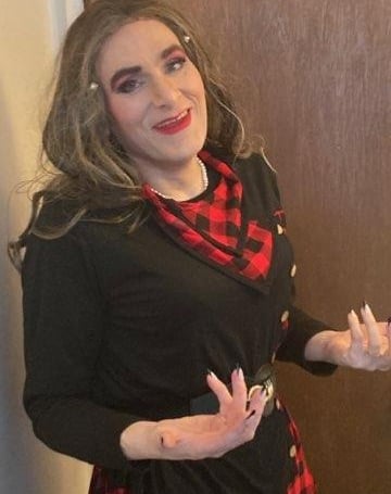 artist author novelist storyteller writer