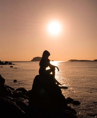 Helena reminiscing about the connection between the sea and humans