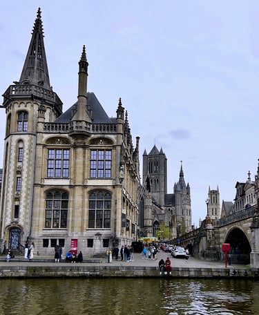 Au bord du canal à Gand