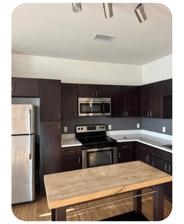 Modern kitchen in Denver cleaned by SparkEaseCleaning before move-out