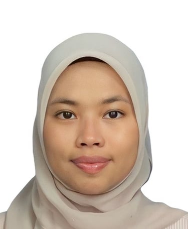 a woman in a white shirt and a white shirt