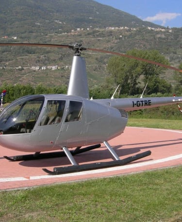 Pilot training process on Robinson R44 helicopter in Italy