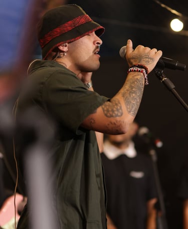 alt="música ao vivo casamento SP banda animada para festa"