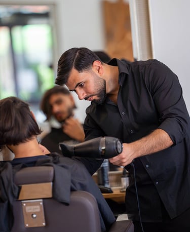 Friseurmeister und Inhaber Simyan Chicho