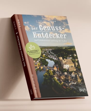 Buchtitel mit einer stimmungsvollen Luftaufnahme aus Runkel mit Blick auf die Lahn